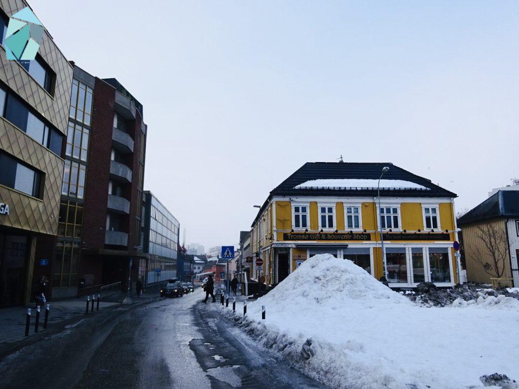 玲琅滿目的紀您品商店